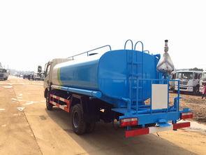 東風(fēng)多利卡園林綠化灑水車 城市綠化的高效守護(hù)者